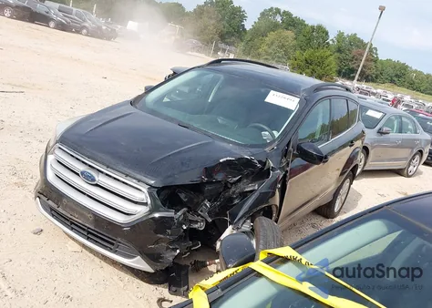 2018 Ford Escape Se из США, поврежденный, VIN 1FMCU9GD9JUC61180